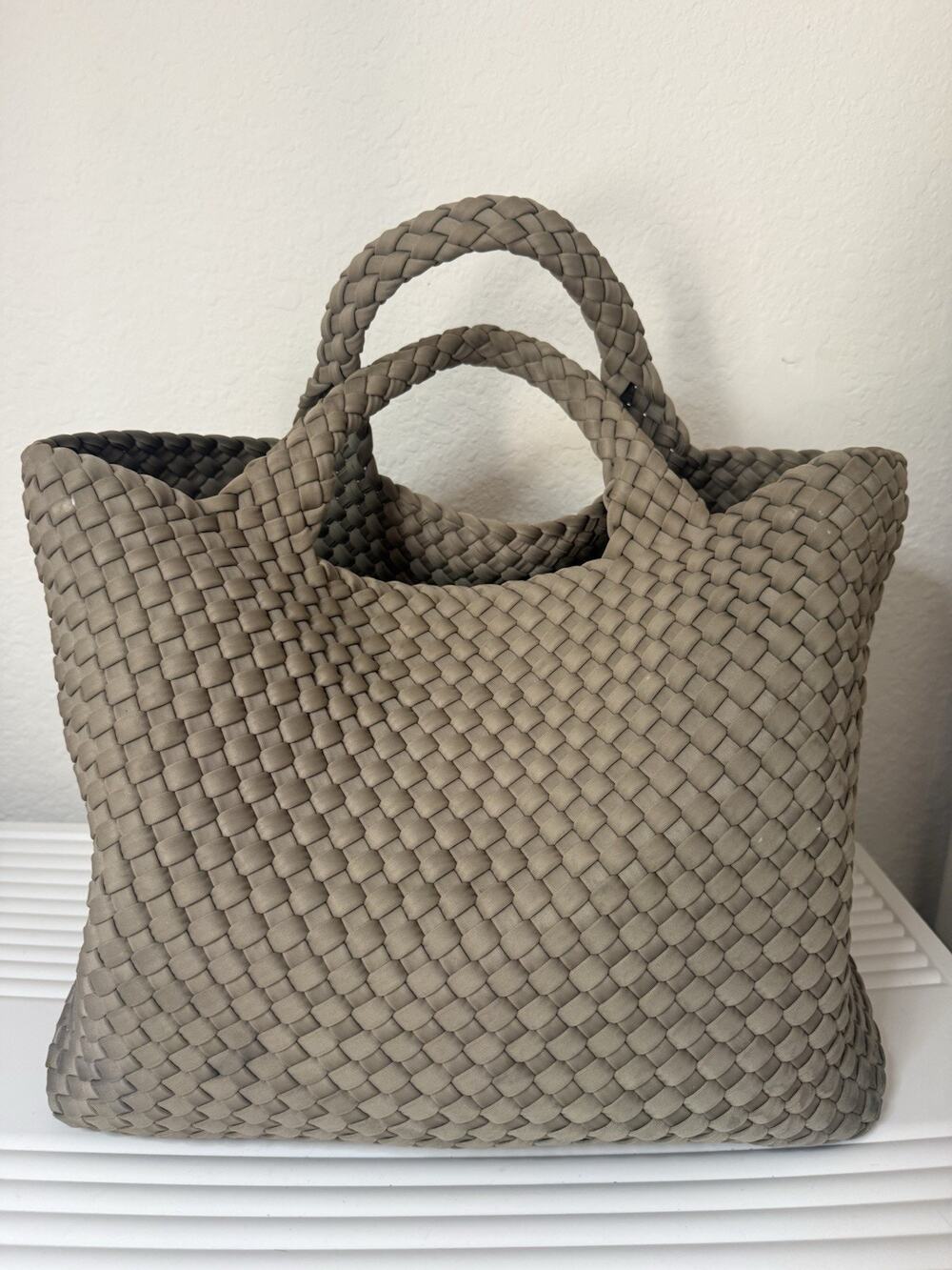 Naghedi St. Barths Medium Tote Bag - Cashmere